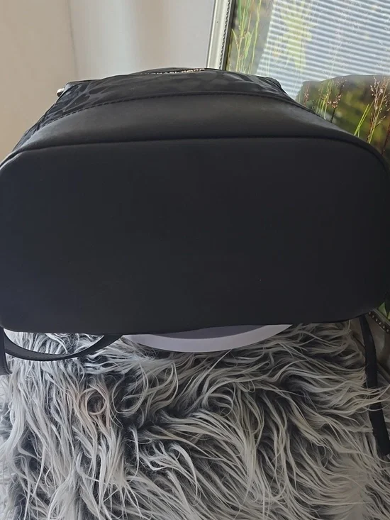 Michael Kors Black Leopard Nylon Backpack Gold Zip MK Logo EUC - Picture 6 of 12